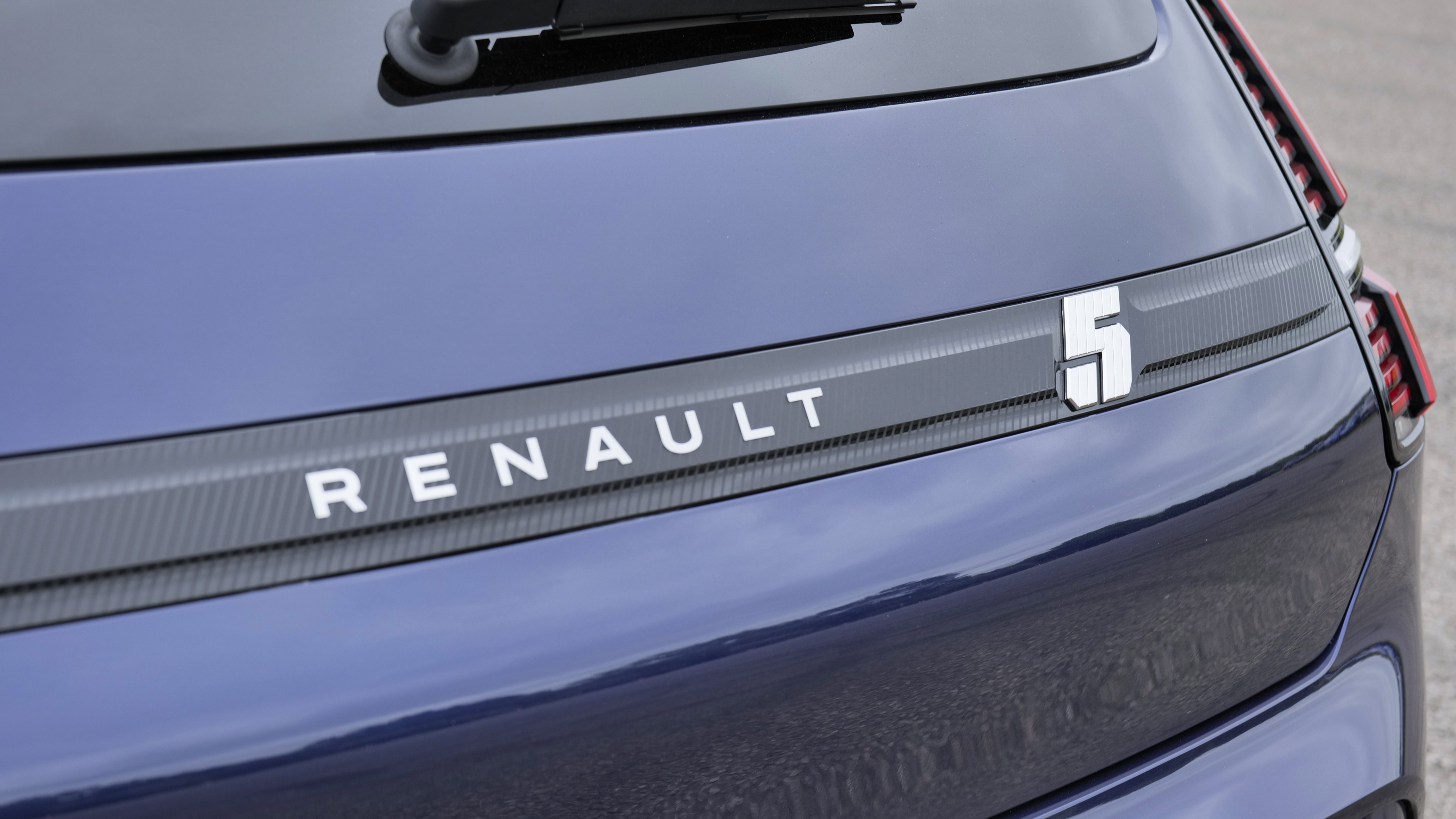 RENAULT 5 E-TECH HATCHBACK 90kW Evolution Urban Range 40kWh 5dr Auto